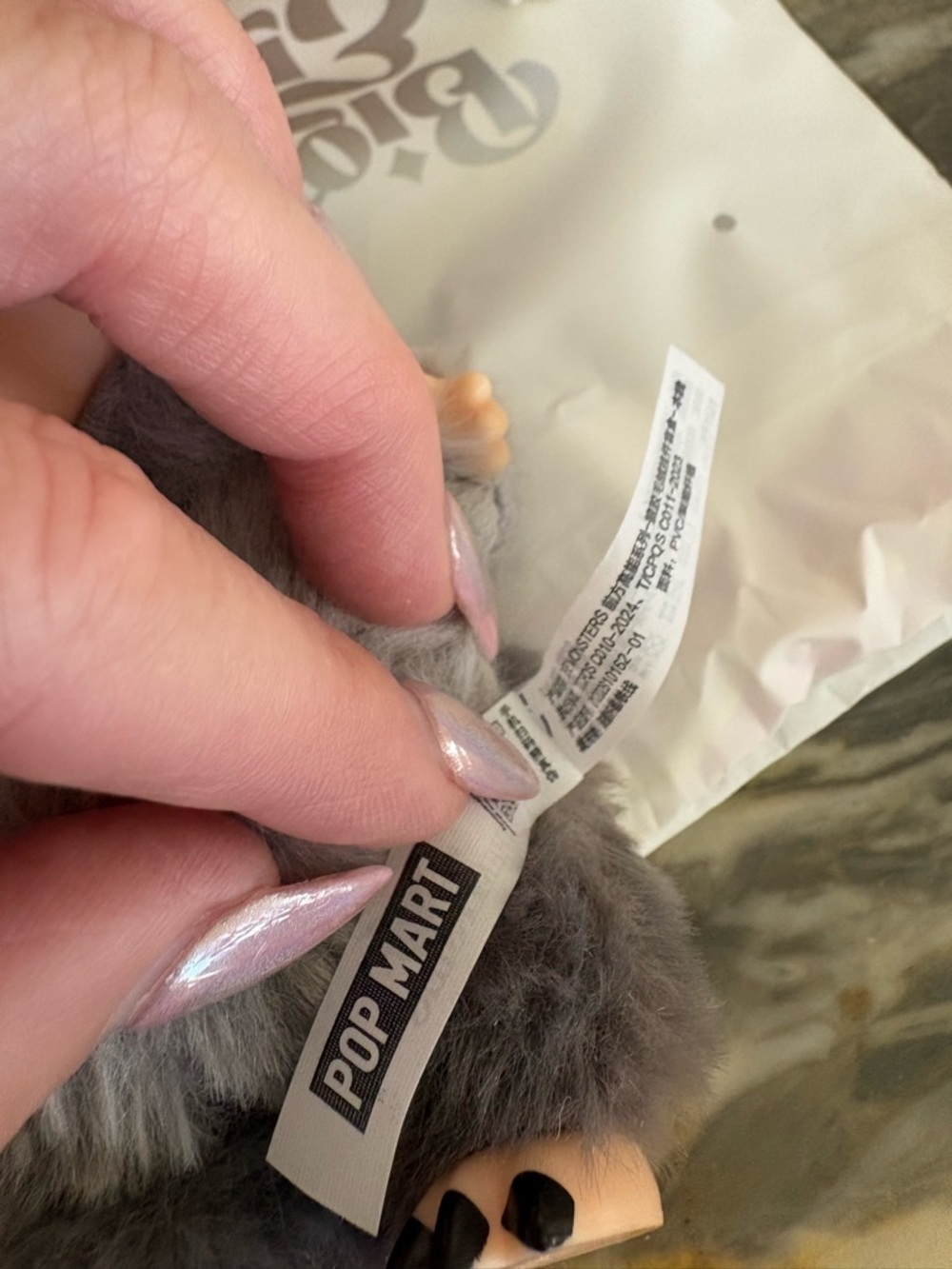 POP MART Big into Energy SECRET Labubu !! Confirmed w card, box dust bag NEW - Picture 4 of 5